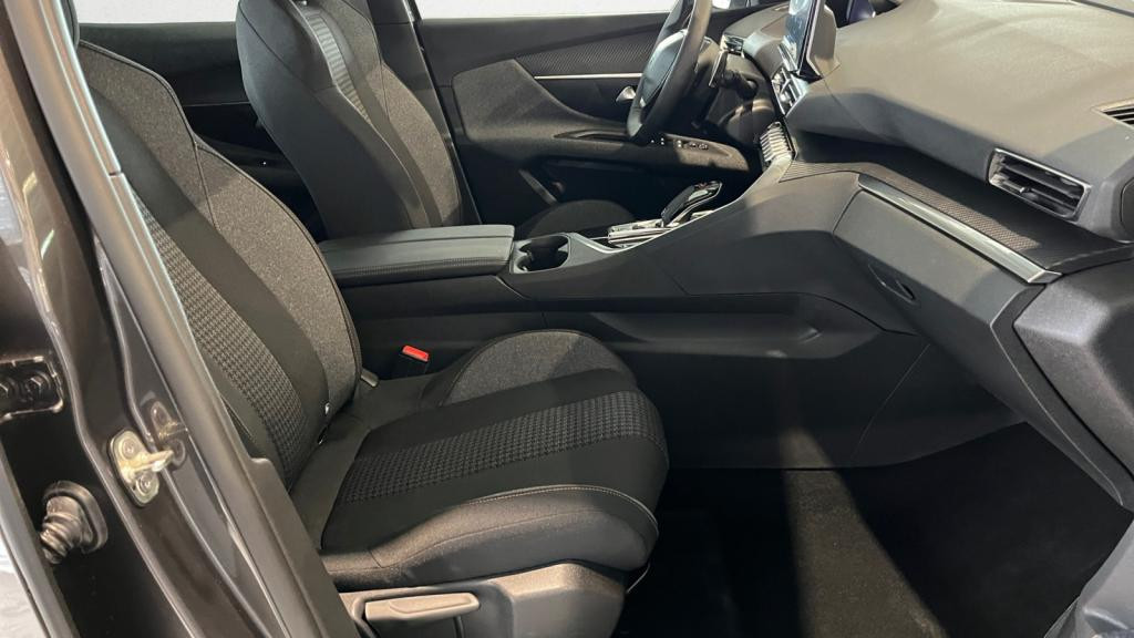 PEUGEOT 3008  1.2i PureTech 12V S&S - 130 - EAT8  II  Active Pack PHASE 2