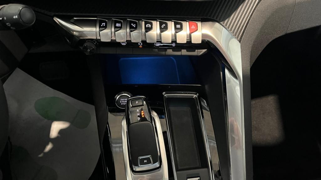 PEUGEOT 3008  1.2i PureTech 12V S&S - 130 - EAT8  II  Active Pack PHASE 2