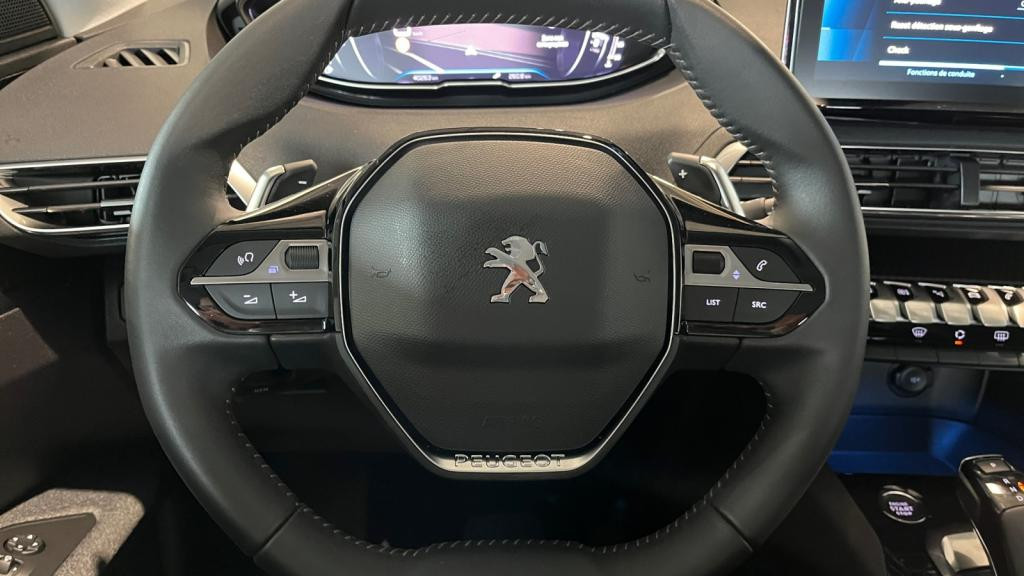 PEUGEOT 3008  1.2i PureTech 12V S&S - 130 - EAT8  II  Active Pack PHASE 2