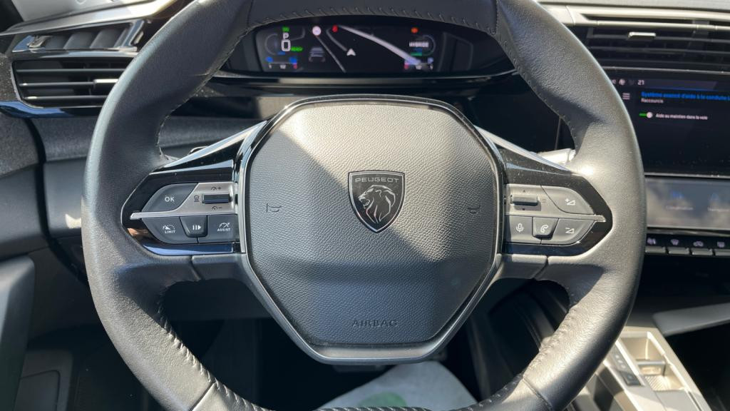 Nouvelle PEUGEOT 308  1.6 PHEV - 180 - e-EAT8  III BERLINE Allure Pack 