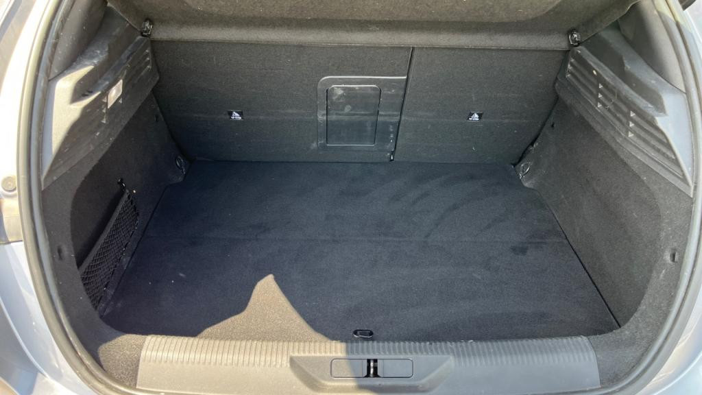 Nouvelle PEUGEOT 308  1.6 PHEV - 180 - e-EAT8  III BERLINE Allure Pack 