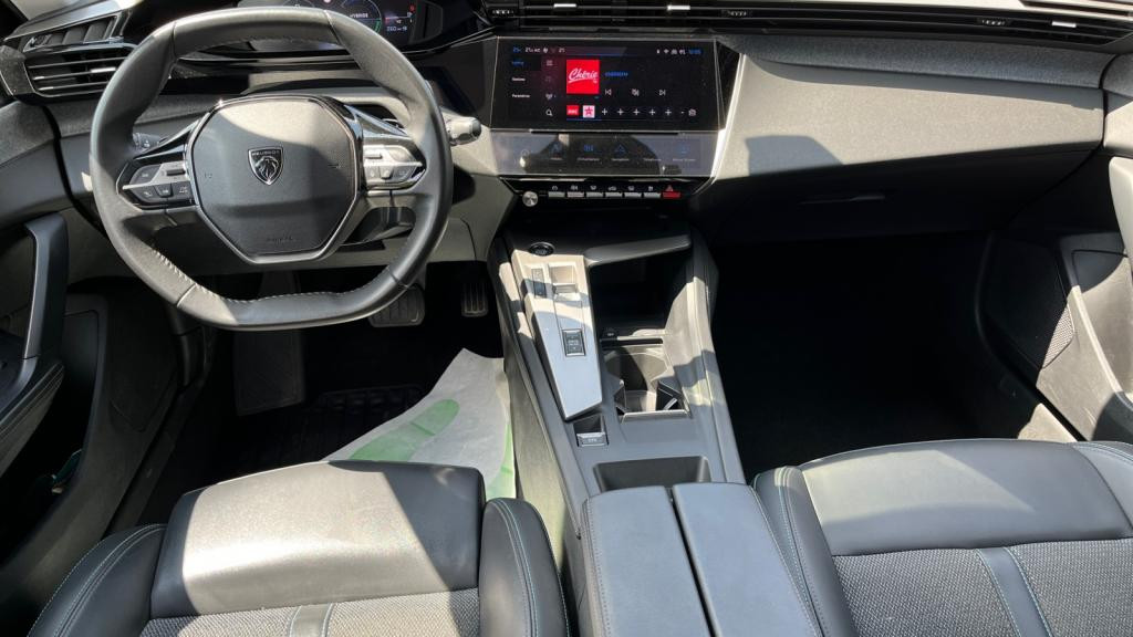 Nouvelle PEUGEOT 308  1.6 PHEV - 180 - e-EAT8  III BERLINE Allure Pack 