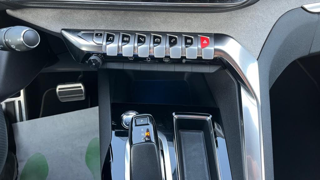 PEUGEOT 3008  Hybrid - 225 -  e-EAT8  II GT PHASE 2