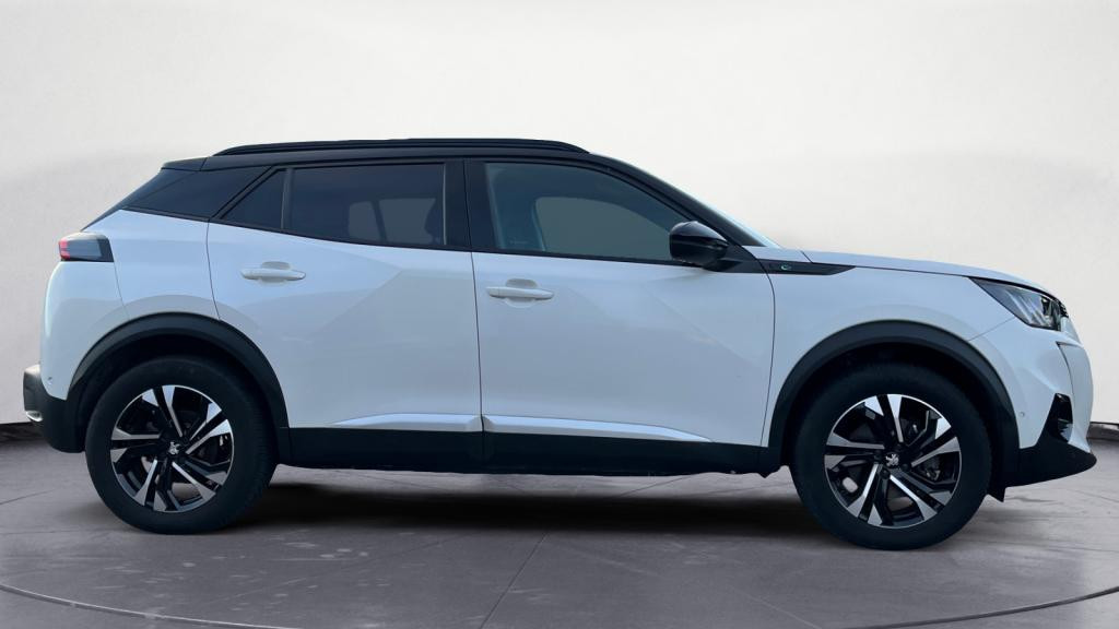 PEUGEOT 2008 e -136-  GT 