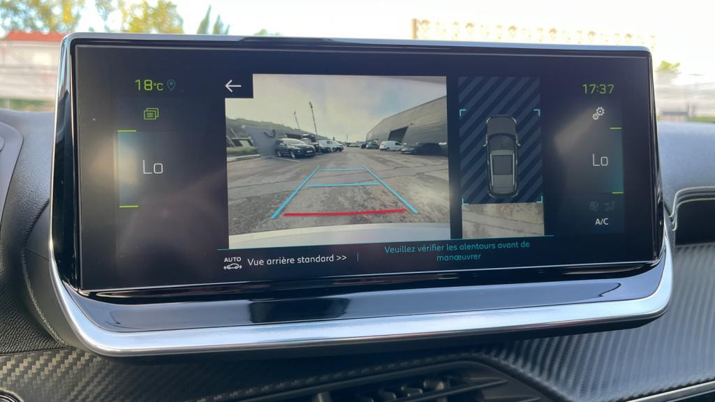 PEUGEOT 2008 e -136-  GT 