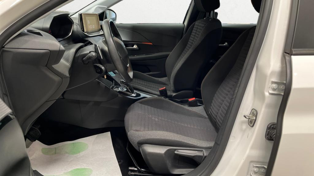 PEUGEOT 208  1.2i PureTech 12V S&S - 100 - EAT8  II BERLINE Active Business