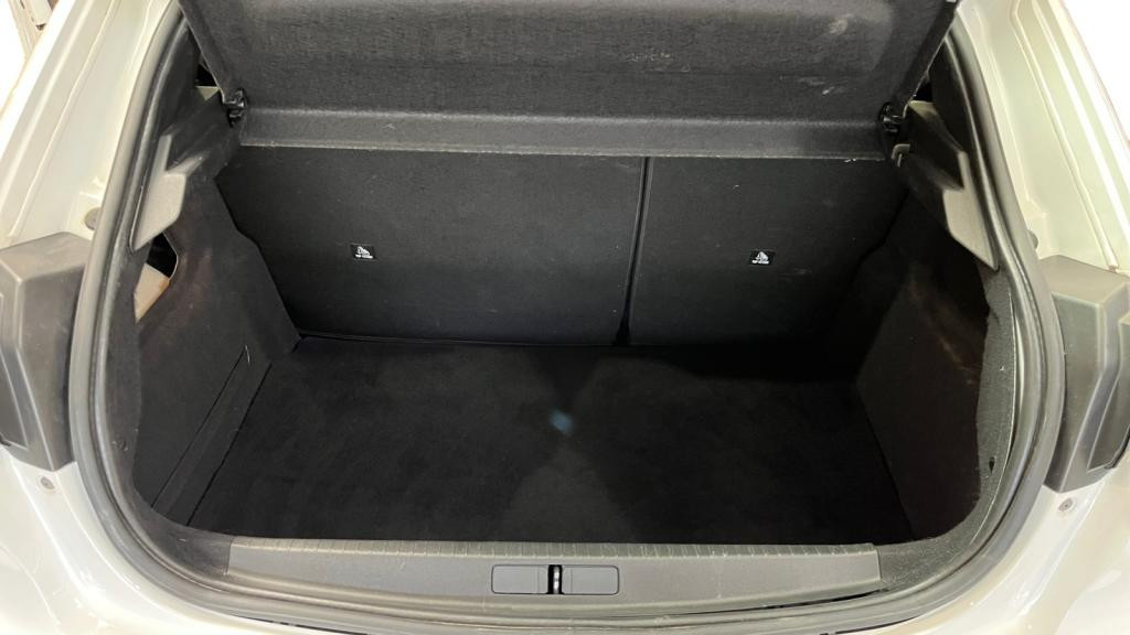 PEUGEOT 208  1.2i PureTech 12V S&S - 100 - EAT8  II BERLINE Active Business