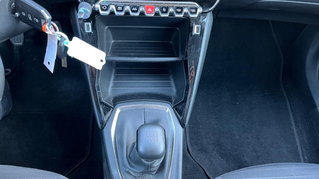 PEUGEOT 2008  1.5 BlueHDi S&S - 110  II Active 