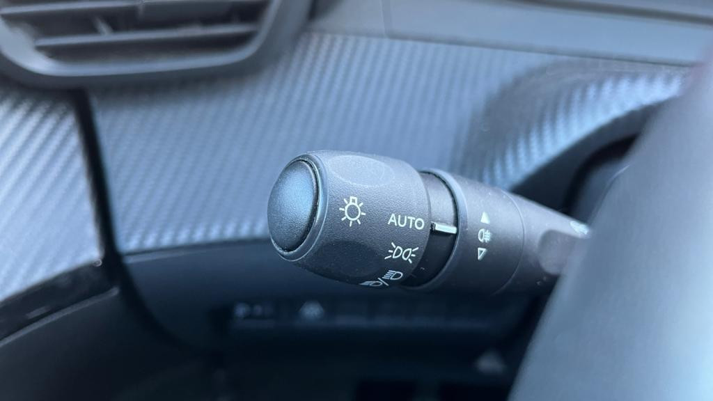 PEUGEOT 2008  1.5 BlueHDi S&S - 110  II Active 