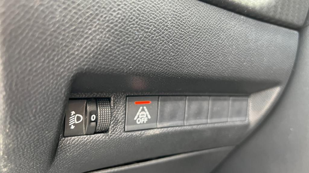 PEUGEOT 208  1.2i PureTech 12V S&S - 75  II BERLINE Active Pack