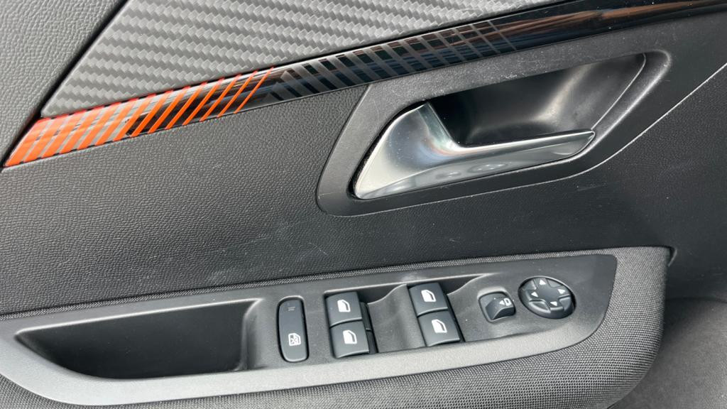 PEUGEOT 208  1.2i PureTech 12V S&S - 75  II BERLINE Active Pack