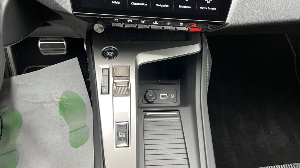 Nouvelle PEUGEOT 308 SW SW 1.5 BlueHDi S&S - 130 - EAT8  III GT 