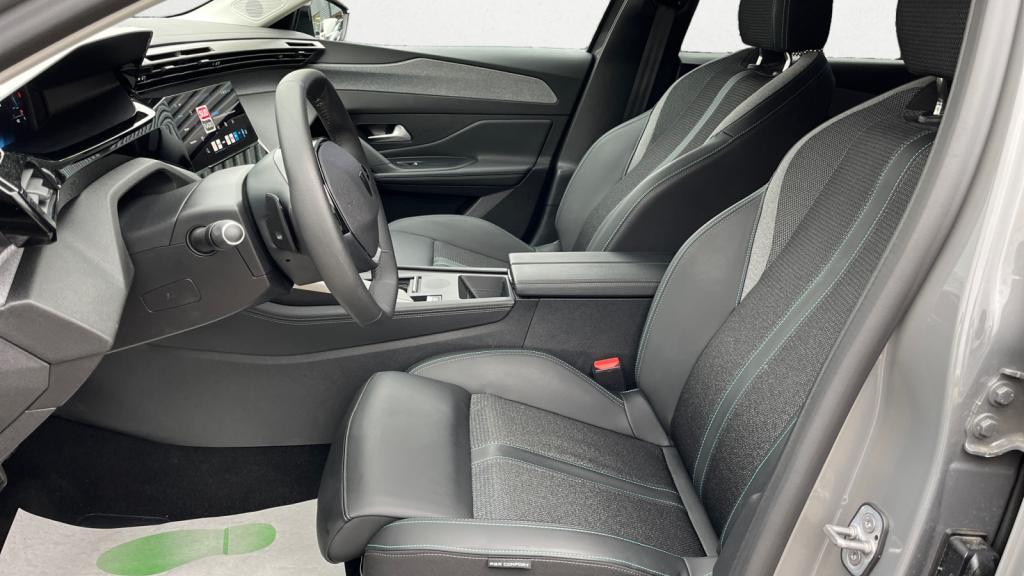 Nouvelle PEUGEOT 308 SW SW 1.5 BlueHDi S&S - 130 - EAT8  III  Allure 