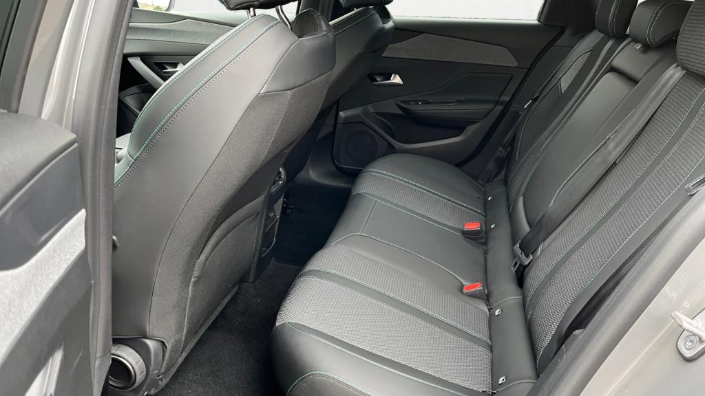 Nouvelle PEUGEOT 308 SW SW 1.5 BlueHDi S&S - 130 - EAT8  III  Allure 