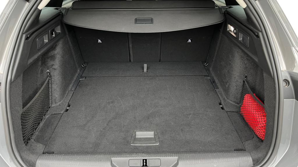 Nouvelle PEUGEOT 308 SW SW 1.5 BlueHDi S&S - 130 - EAT8  III  Allure 