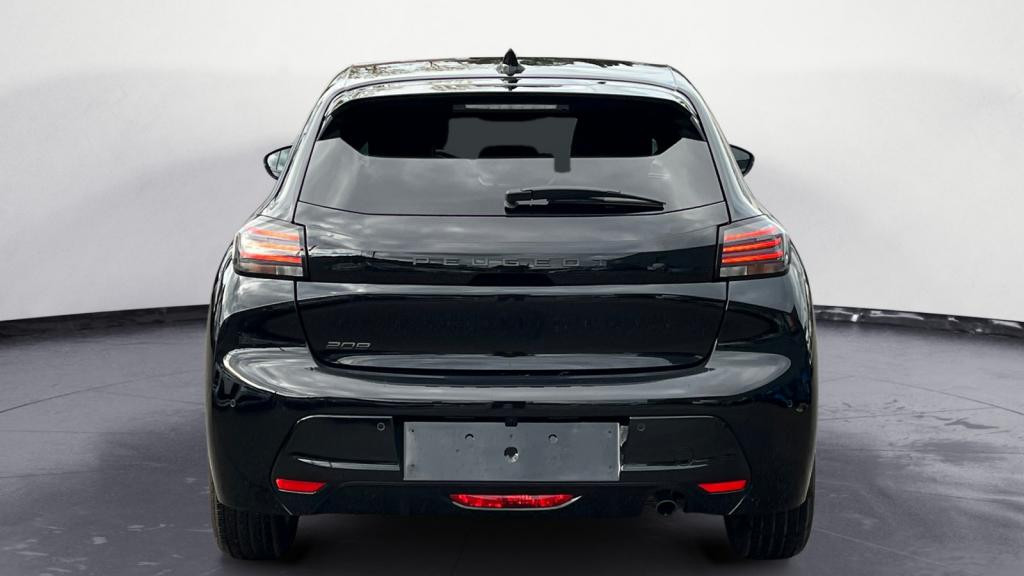 Nouvelle PEUGEOT 208  1.2i PureTech 12V S&S - 100  II BERLINE Allure PHASE 2