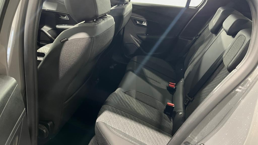 Nouvelle PEUGEOT 208  1.2i PureTech 12V S&S - 100  II BERLINE Allure PHASE 2