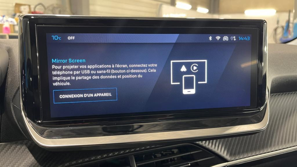 Nouvelle PEUGEOT 208  1.2i PureTech 12V S&S - 100  II BERLINE Allure PHASE 2