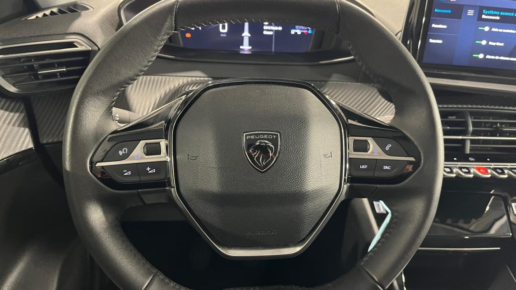 Nouvelle PEUGEOT 208  1.2i PureTech 12V S&S - 100  II BERLINE Allure PHASE 2