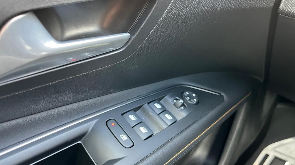 PEUGEOT 3008  Hybrid - 225 - e-EAT8  II Roadtrip PHASE 2