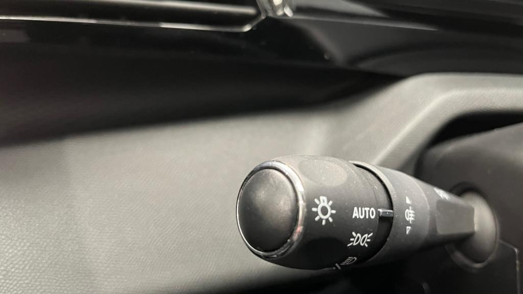 Nouvelle PEUGEOT 308 SW SW 1.5 BlueHDi S&S - 130  III  Active Pack