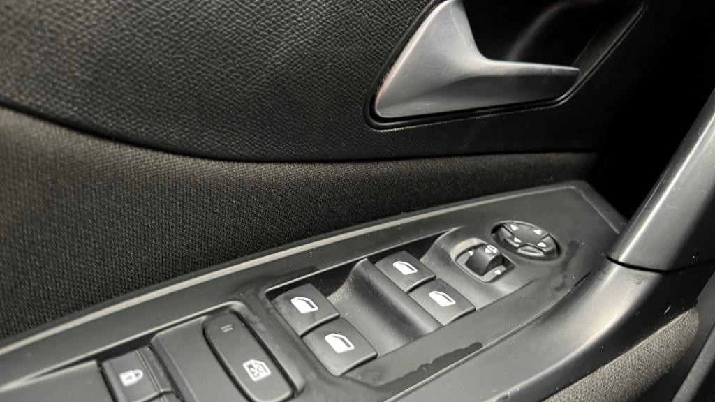 Nouvelle PEUGEOT 308 SW SW 1.5 BlueHDi S&S - 130  III  Active Pack