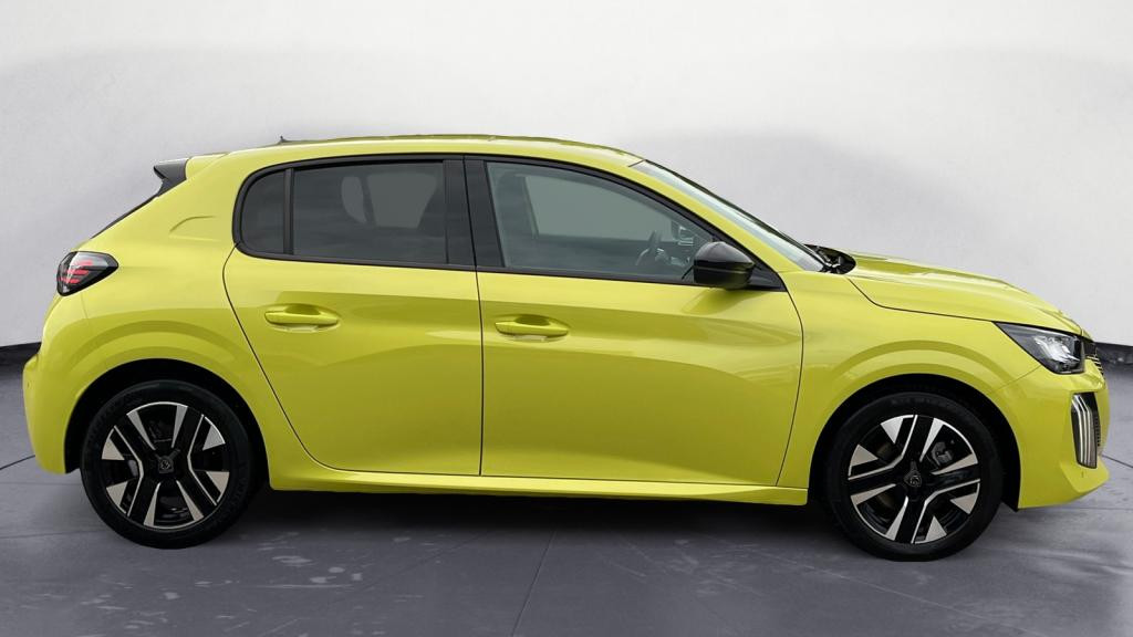 Nouvelle PEUGEOT 208  1.2i PureTech 12V S&S - 100  II BERLINE Allure PHASE 2