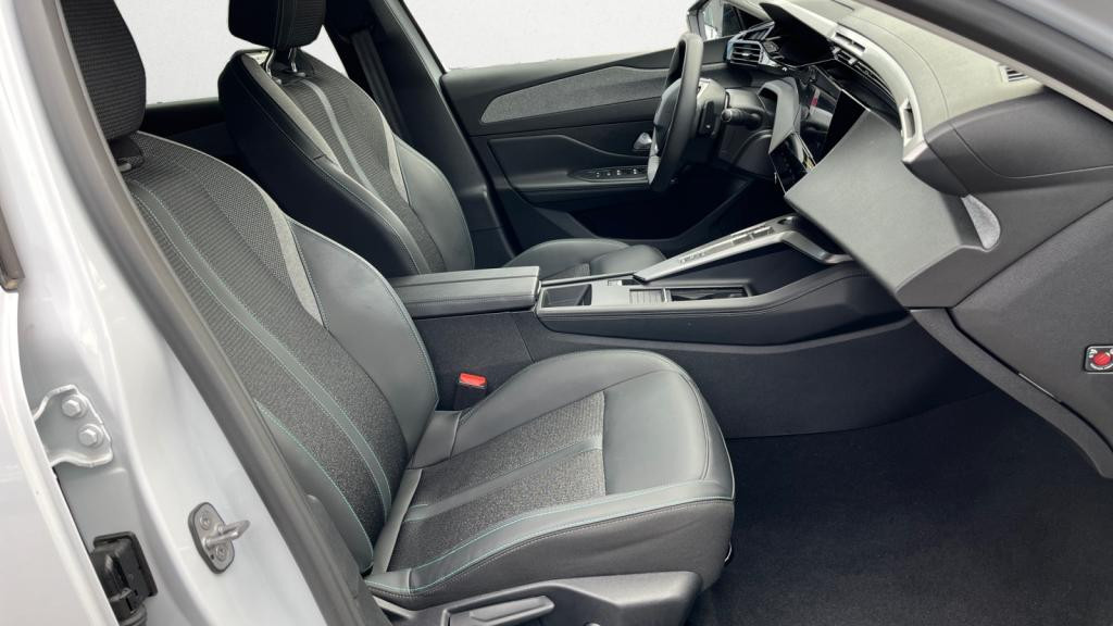 Nouvelle PEUGEOT 308  1.5 BlueHDi S&S - 130 - EAT8  III  Allure 