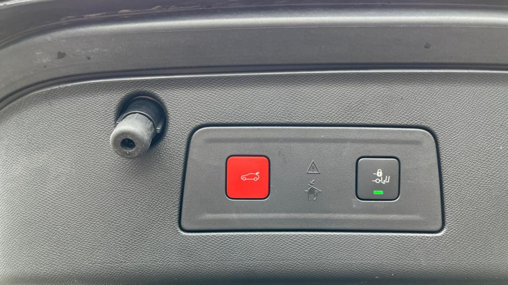 Nouvelle PEUGEOT 508 SW SW 1.5 BlueHDi S&S - 130 - EAT8  II GT PHASE 2