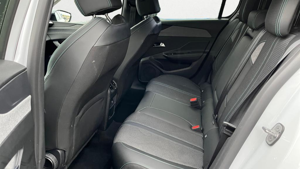 Nouvelle PEUGEOT 308  1.5 BlueHDi S&S - 130 - EAT8  III BERLINE Allure