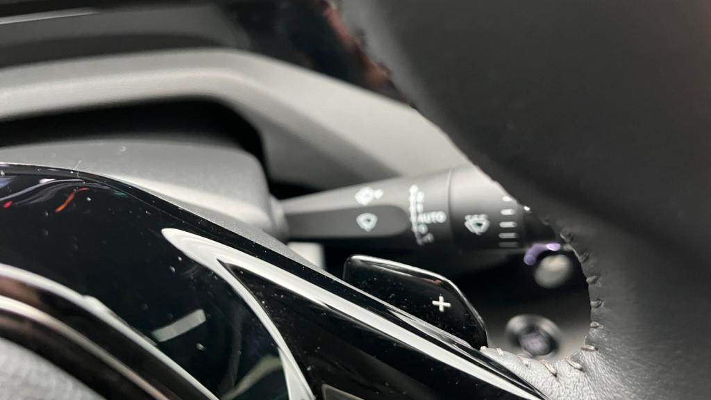 Nouvelle PEUGEOT 308  1.5 BlueHDi S&S - 130 - EAT8  III BERLINE Allure