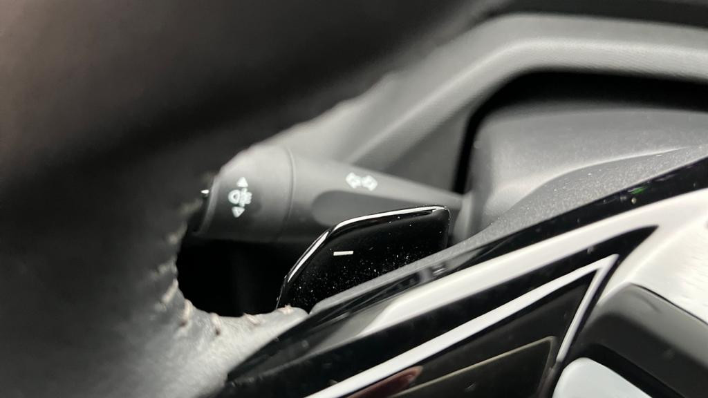 Nouvelle PEUGEOT 308  1.5 BlueHDi S&S - 130 - EAT8  III BERLINE Allure