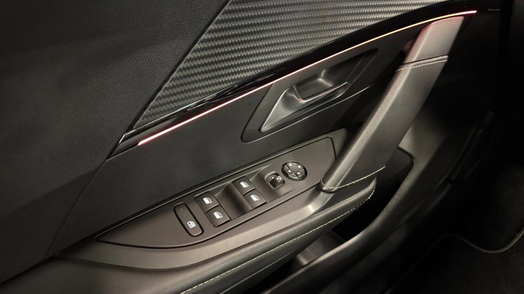 Nouvelle PEUGEOT 208  1.5 BlueHDi S&S - 100  II BERLINE GT