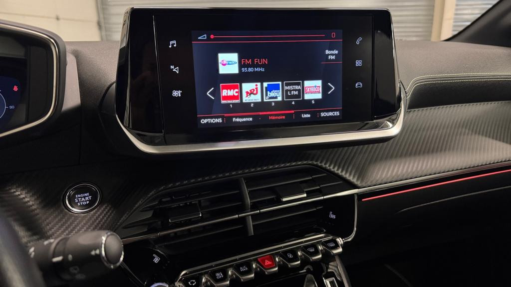 Nouvelle PEUGEOT 208  1.5 BlueHDi S&S - 100  II BERLINE GT