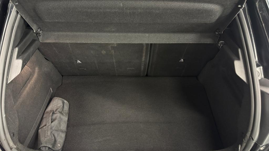 Nouvelle PEUGEOT 208  1.5 BlueHDi S&S - 100  II BERLINE GT