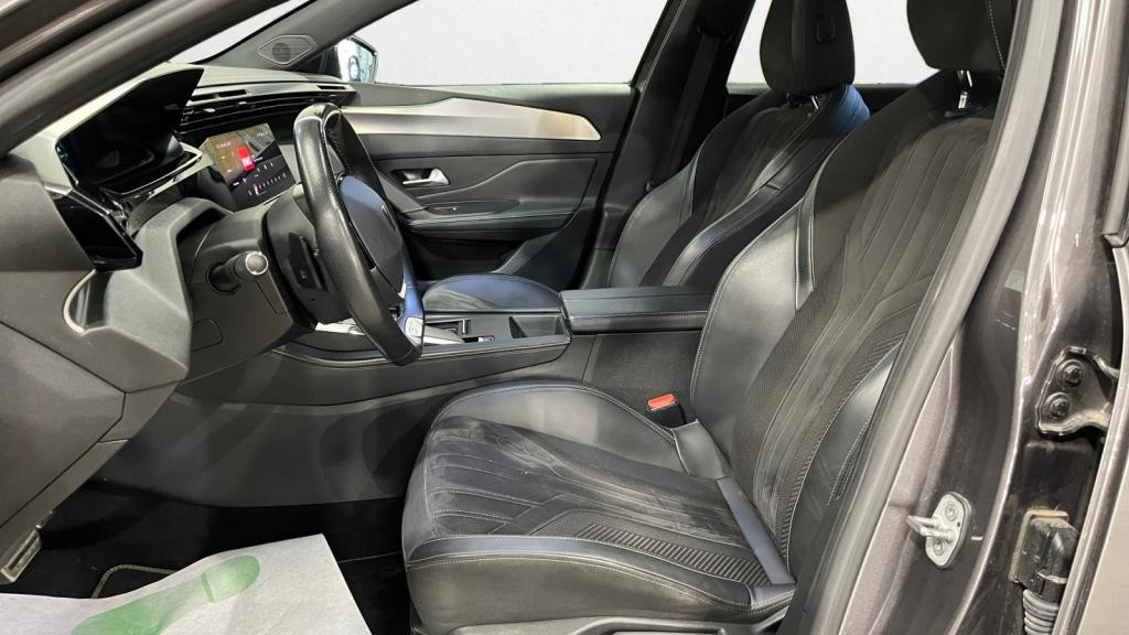 Nouvelle PEUGEOT 308 SW SW 1.5 BlueHDi S&S - 130 - EAT8  III GT