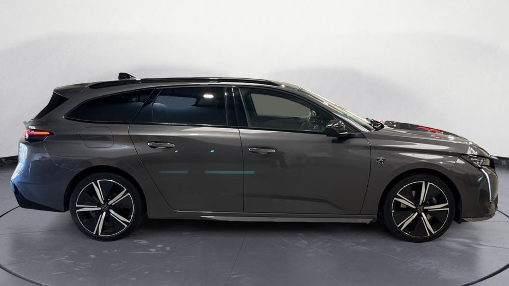 Nouvelle PEUGEOT 308 SW SW 1.5 BlueHDi S&S - 130 - EAT8  III GT