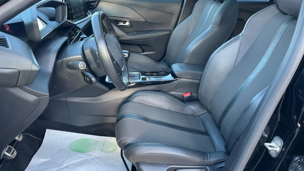 Nouvelle PEUGEOT 208  1.5 BlueHDi S&S - 100  II BERLINE GT