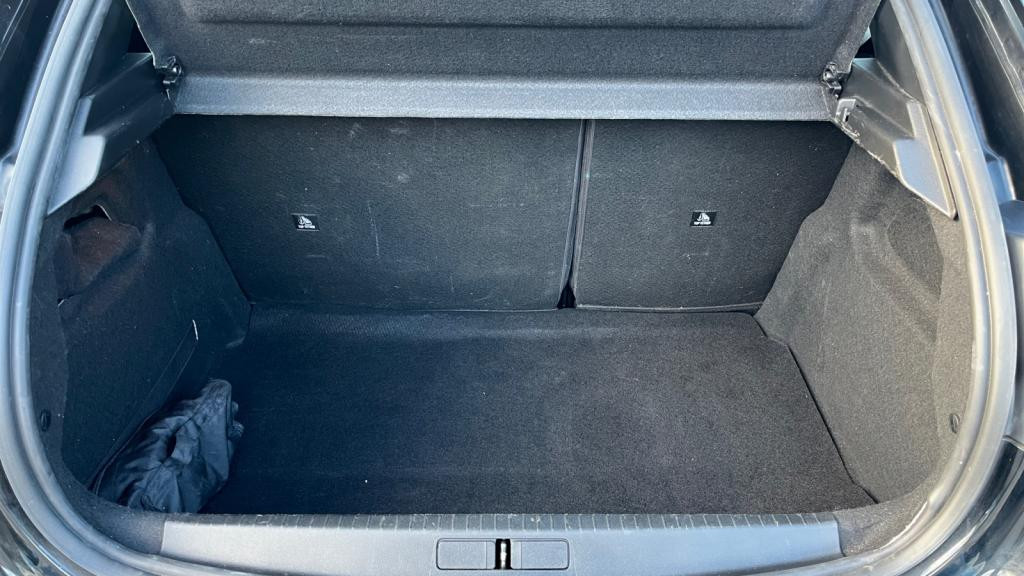 Nouvelle PEUGEOT 208  1.5 BlueHDi S&S - 100  II BERLINE GT