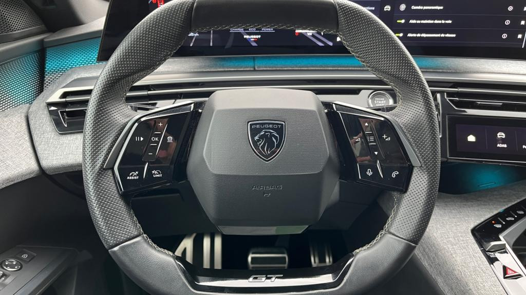 Nouvelle PEUGEOT 3008  1.2i Hybrid -145 - e-DCS6  III 2024 GT 