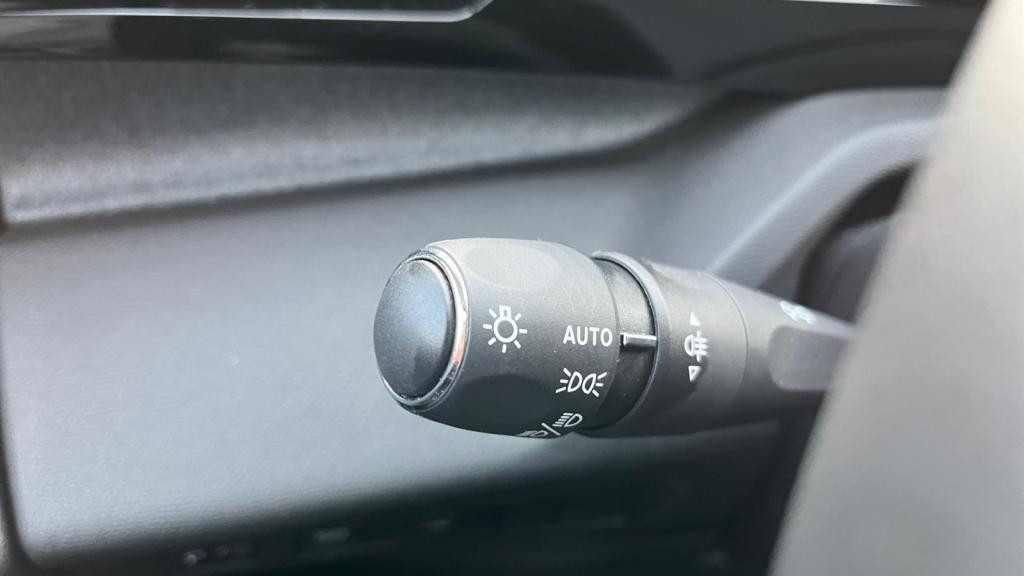 Nouvelle PEUGEOT 308 SW 1.5 BlueHDi S&S - 130 - EAT8  III Allure