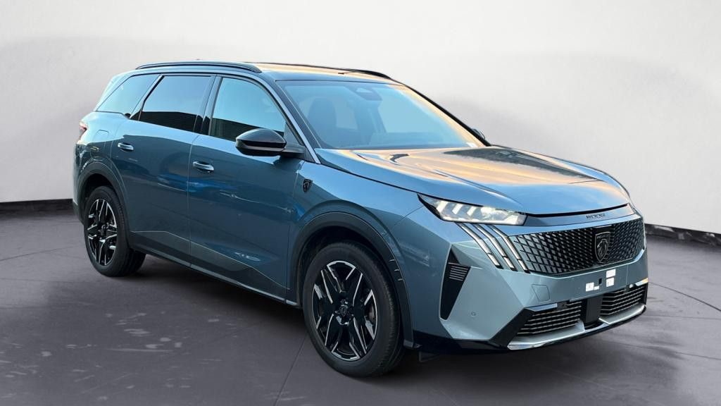 Nouvelle PEUGEOT 5008  1.2i Hybrid - 145 - e-DCS6  III GT 