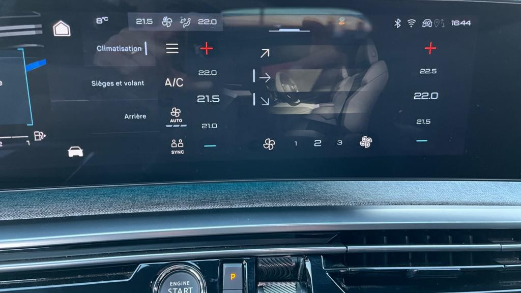 Nouvelle PEUGEOT 5008  1.2i Hybrid - 145 - e-DCS6  III GT 