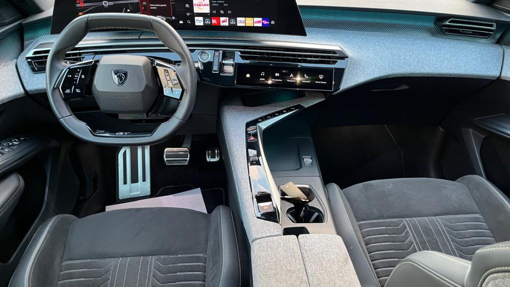 Nouvelle PEUGEOT 5008  1.2i Hybrid - 145 - e-DCS6  III GT 