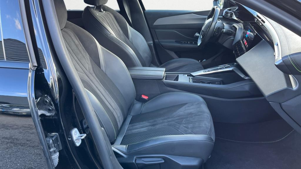 Nouvelle PEUGEOT 308 SW 1.6 PHEV - 225 - e-EAT8  III SW BREAK GT