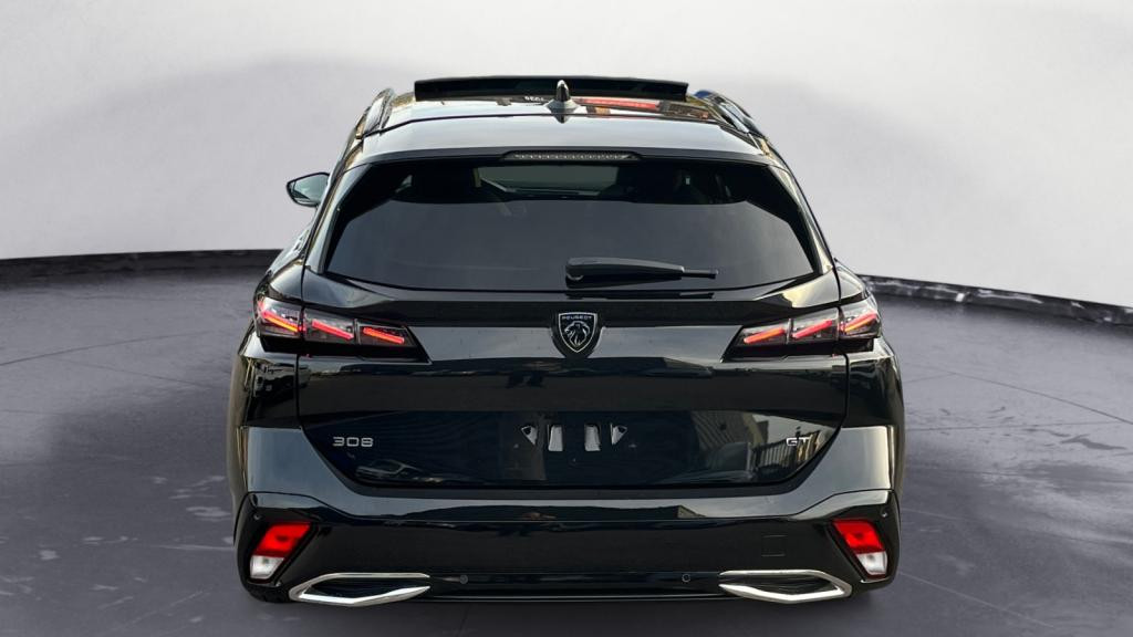Nouvelle PEUGEOT 308 SW SW 1.2i PureTech 12V S&S - 130 - EAT8  III GT