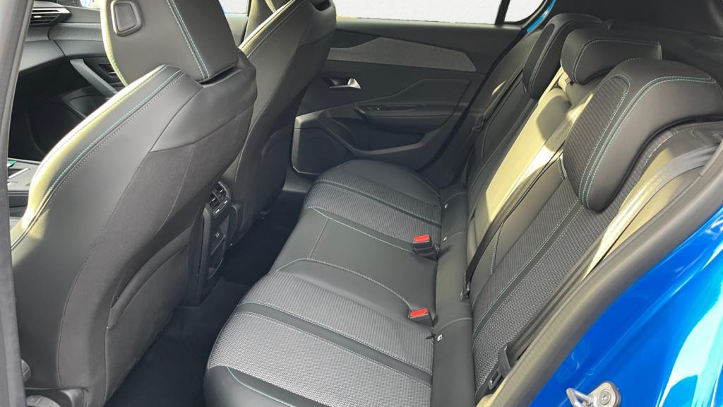 Nouvelle PEUGEOT 308  1.5 BlueHDi S&S - 130 - EAT8 III BERLINE Allure