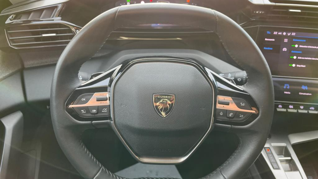 Nouvelle PEUGEOT 308  1.5 BlueHDi S&S - 130 - EAT8 III BERLINE Allure