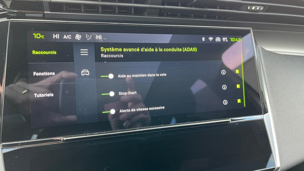 Nouvelle PEUGEOT 308 SW SW 1.5 BlueHDi S&S - 130 - EAT8  III GT