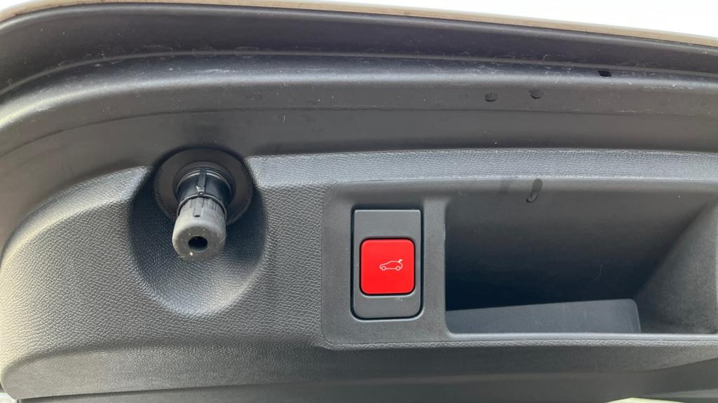 Nouvelle PEUGEOT 308 SW SW 1.5 BlueHDi S&S - 130 - EAT8  III GT